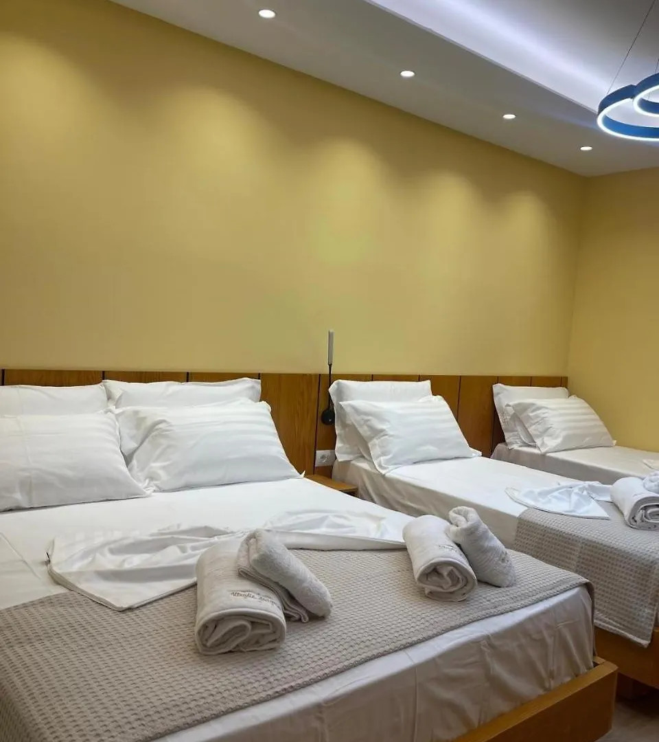 Klaudia Apartments Химара 0*,  Албания